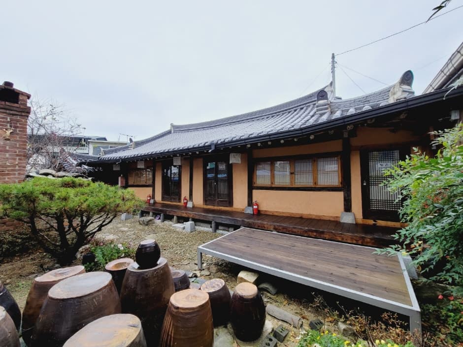 전주 한옥마을 백년한옥