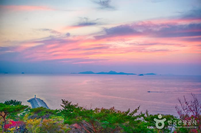 Wido Beach (위도해수욕장)