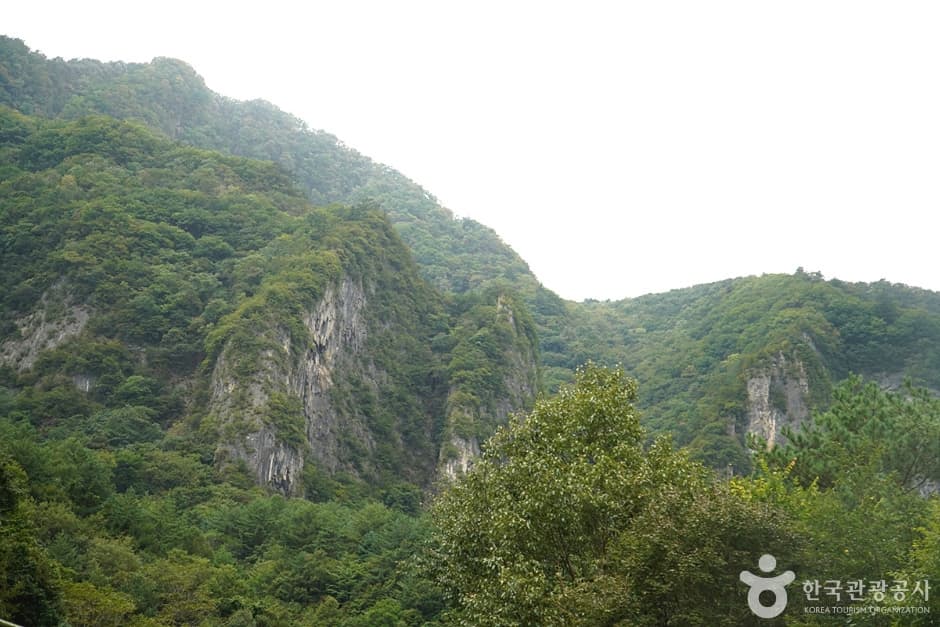 덕항산