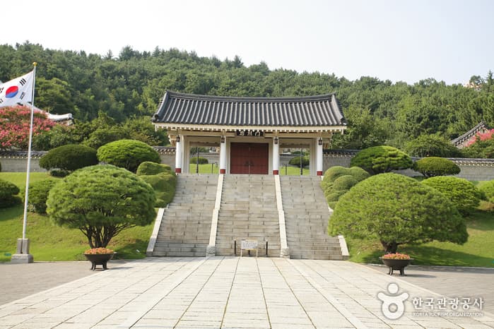 우리나라 최대 규모의 산성을 걸어보자