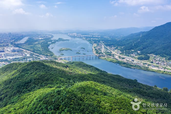 Geomdansan Mountain (검단산)