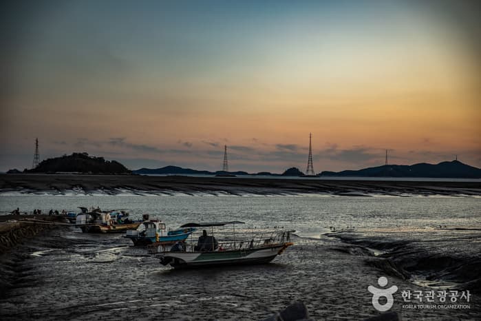 Seongmodo Island (석모도)