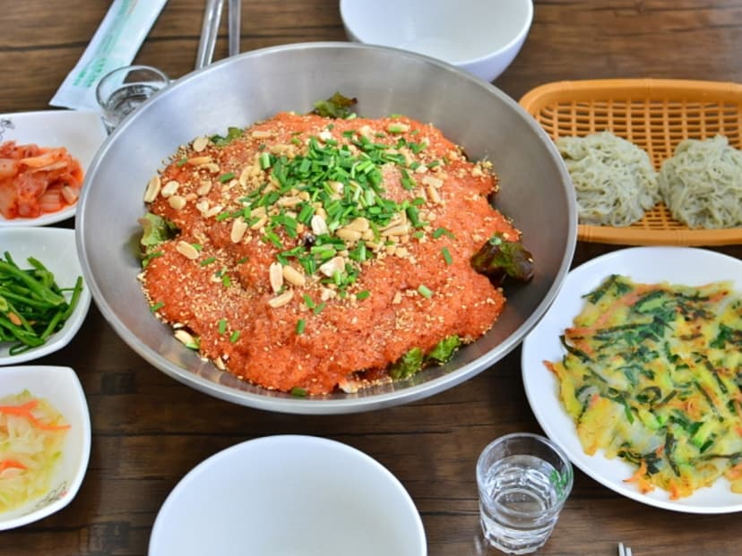 철이네물회전문점