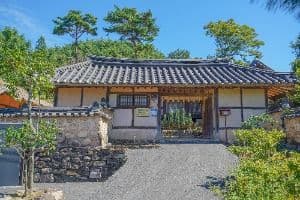 존재고택