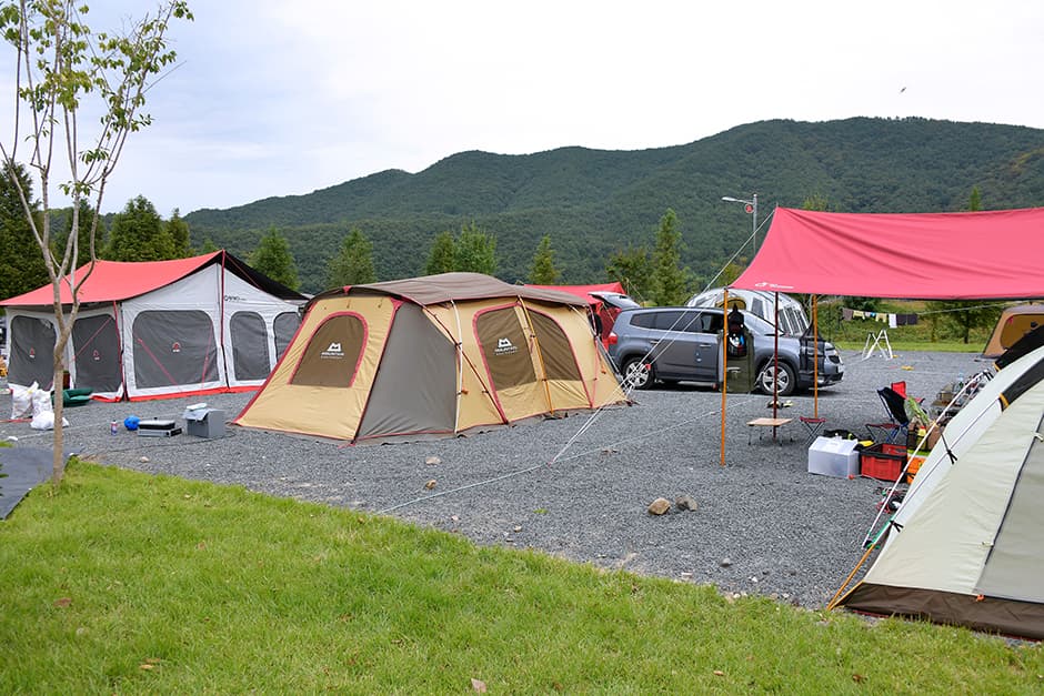 설뫼충효테마파크오토캠핑장