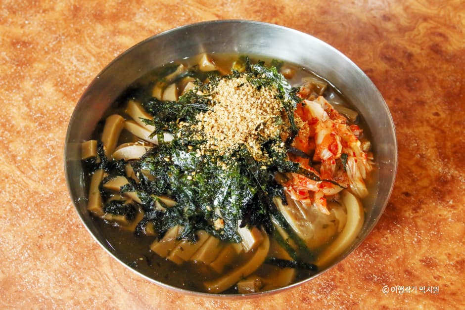 산밑할머니