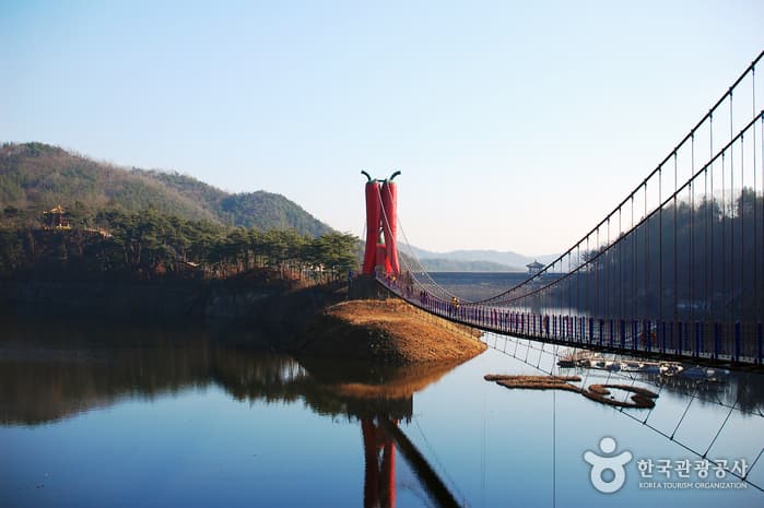 Cheonjangho Lake (천장호)