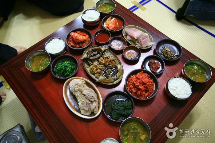 인동주마을