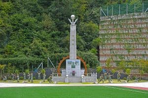 학도병충혼탑