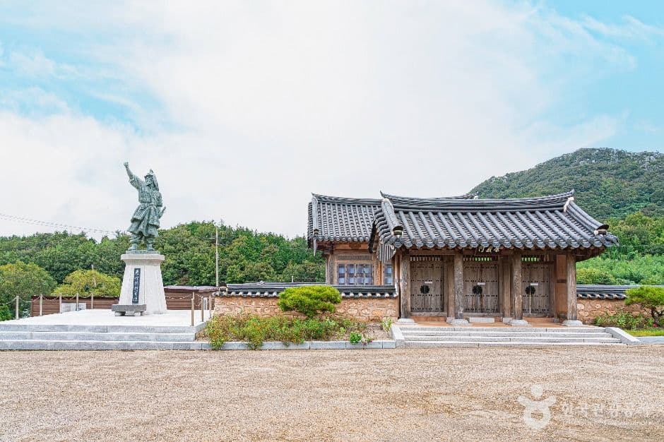 배중손 사당