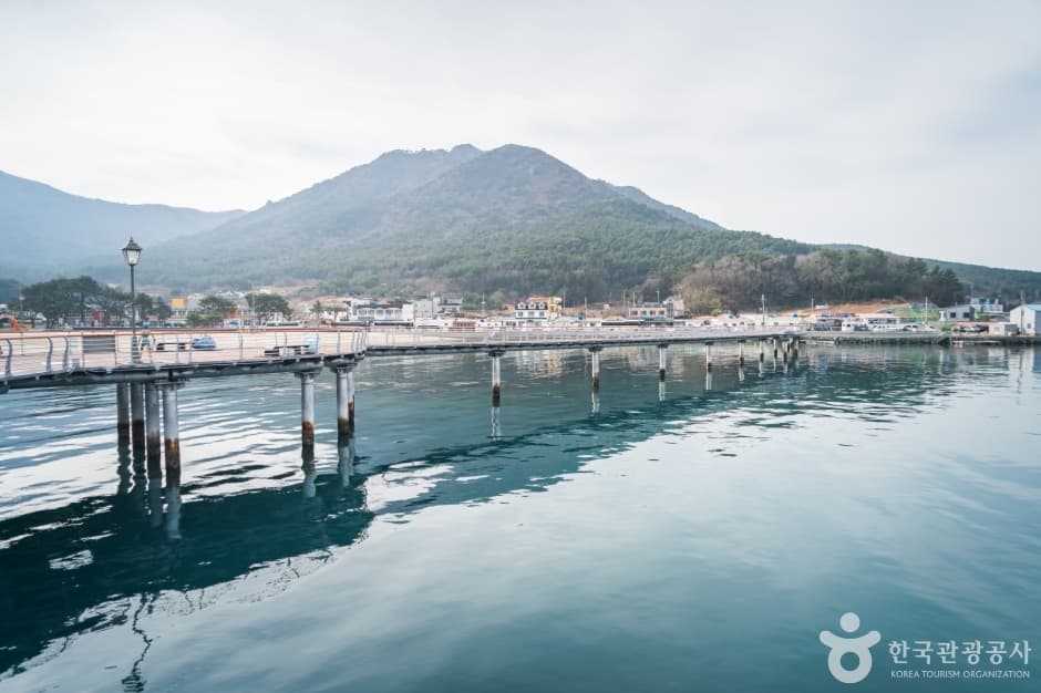 Myeongsa Beach (명사해수욕장)