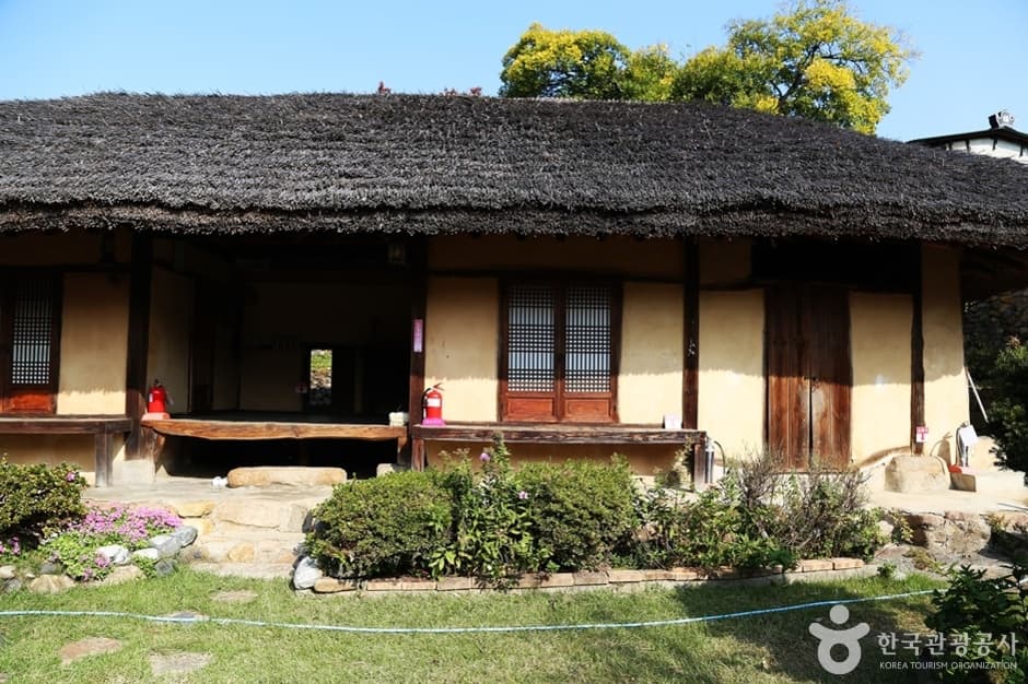 창녕 진양하씨 고택