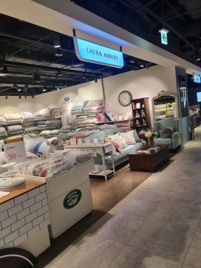 로라애슐리