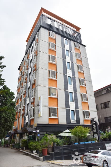 INJE HOTEL/ 인제호텔(INJE HOTEL)