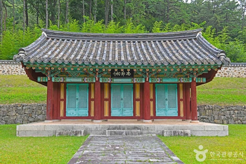 영동 추풍령 전적 및 장지현 순절비
