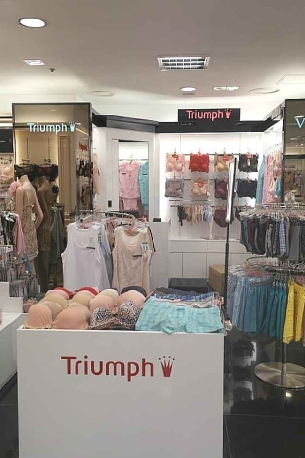 Triumph - Lotte Factory Gasan Branch [Tax Refund Shop] (트라이엄프 롯데팩토리 가산)