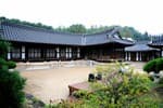 Lee Jang-woo's House (이장우 가옥)