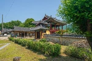 거창 포충사