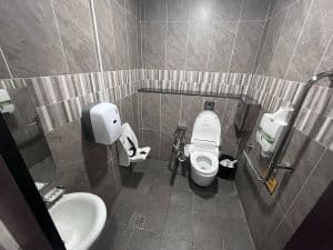 Photo 1