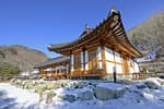 Dagagada Hanok (다가가다한옥)