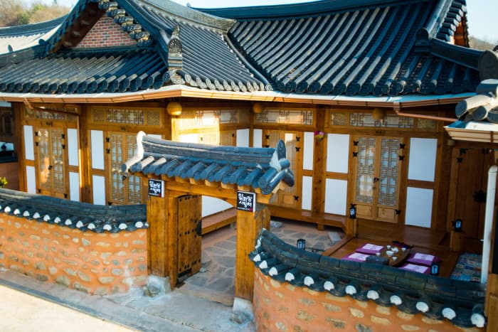 Ilrakdang sarangchae (일락당사랑채)