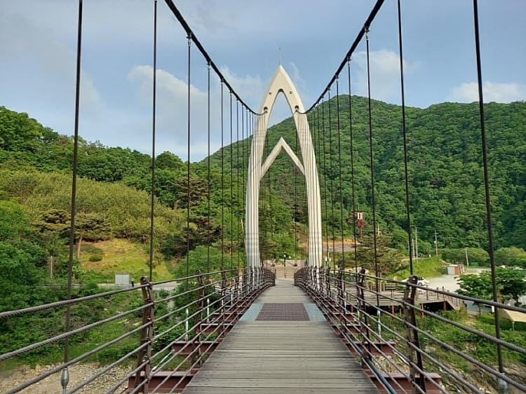 연하협구름다리