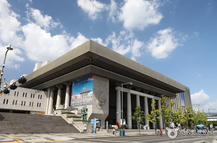 Sejong Center (세종문화회관)