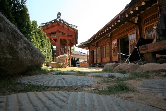 Photo 2