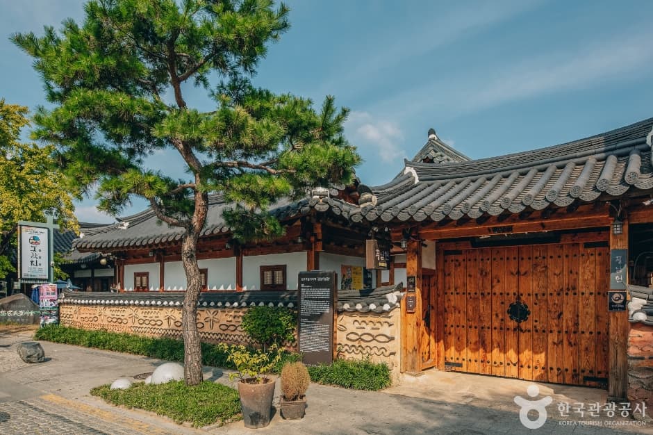 PoongNamheon (풍남헌)