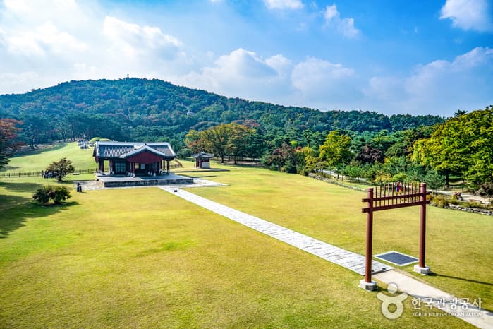 Uireung Royal Tomb [UNESCO World Heritage] (서울 의릉(경종, 선의왕후) [유네스코 세계문화유산])