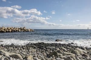 내수전몽돌해변