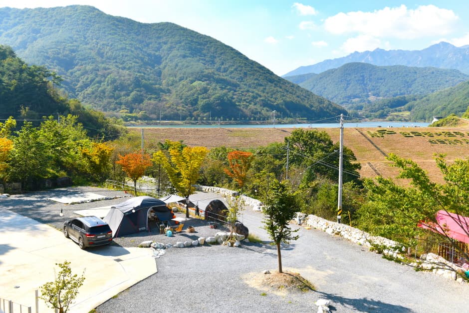 힐링오름캠핑장