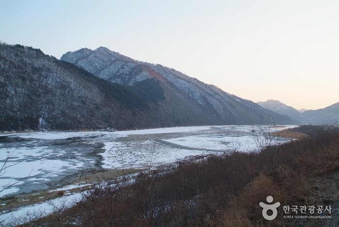 Soyangho Lake (Inje Section) (소양호-인제)