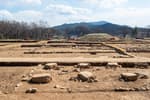 Gyeongju Wolseong Palace Site (Banwolseong Fortress) (경주 월성(반월성))