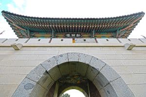 용진진