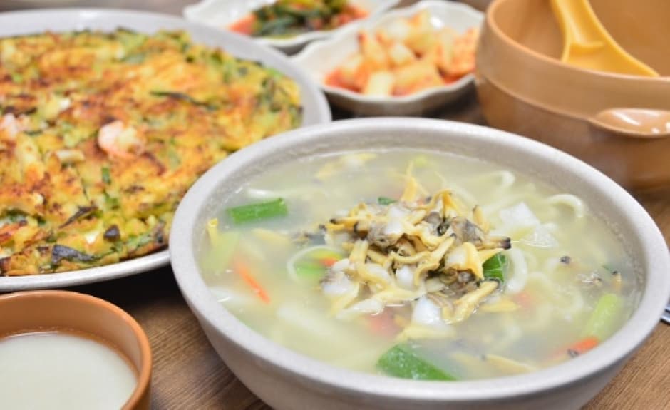북동삼거리손칼국수