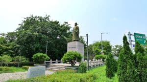 정몽주 동상