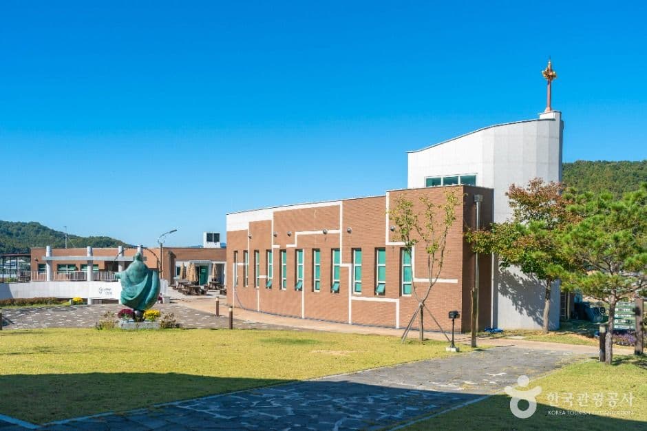 김수환 추기경 사랑과 나눔공원