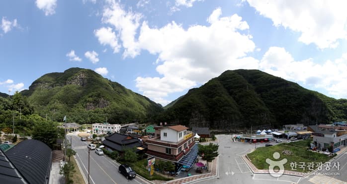 Cheongnyangsan Provincial Park (청량산도립공원)