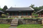Suwonhyanggyo Confucian School (수원향교)