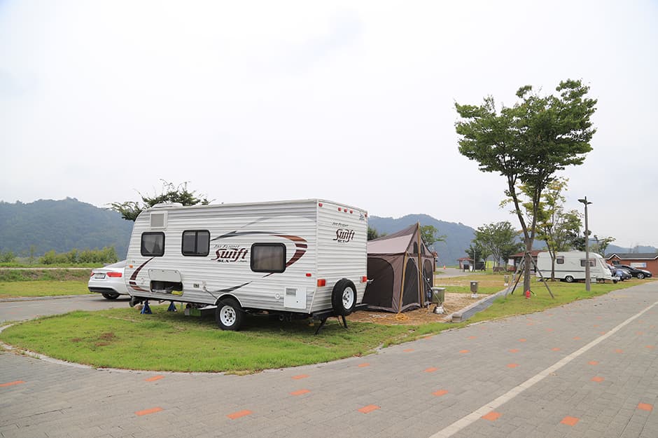 임진 물새롬센터오토캠핑장