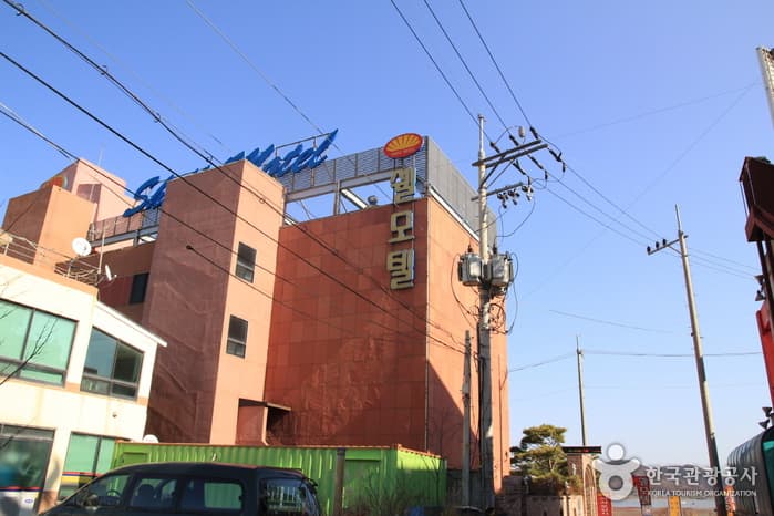 W모텔(구 쉘모텔)