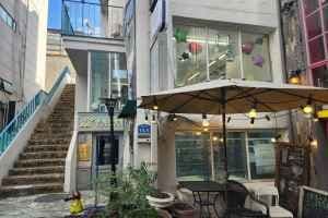 Jinjungsung Optical - Hongdae Branch [Tax Refund Shop](안경진정성 홍대점)