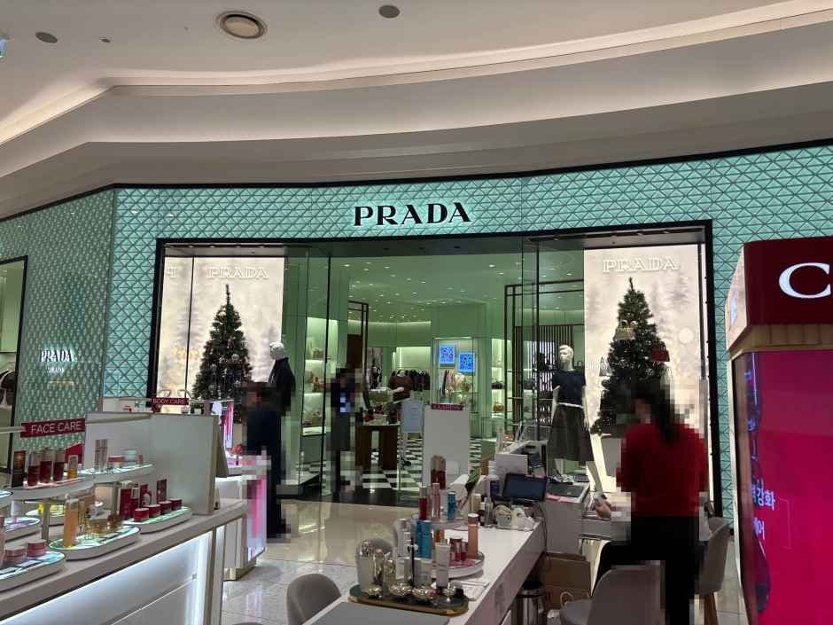 Prada - Shinsegae Department Store Centum City Branch [Tax Refund Shop] (프라다 신세계백화점 센텀시티점)