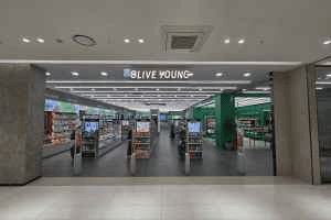 Olive Young - Shinsegae Simon Premium Outlet Siheung Branch [Tax Refund Shop] (올리브영 신세계사이먼프리미엄아울렛 시흥점)