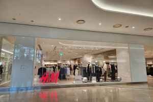 H&M - TIMES SQUARE Branch [Tax Refund Shop](H&M 타임스퀘어점)