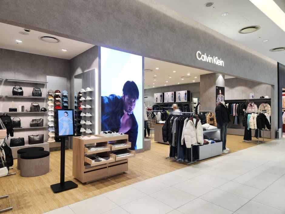 Calvin Klein Jeans Underwear Time Villas Suwon Branch [Tax Refund Shop](캘빈클라인 진 언더웨어 타임빌라스 수원점)