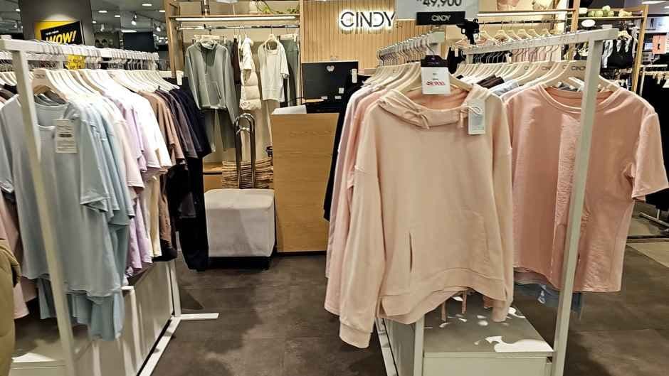 Cindy - Newcore Outlets Pyeongchon Branch [Tax Refund Shop](신디 뉴코아아울렛 평촌점)