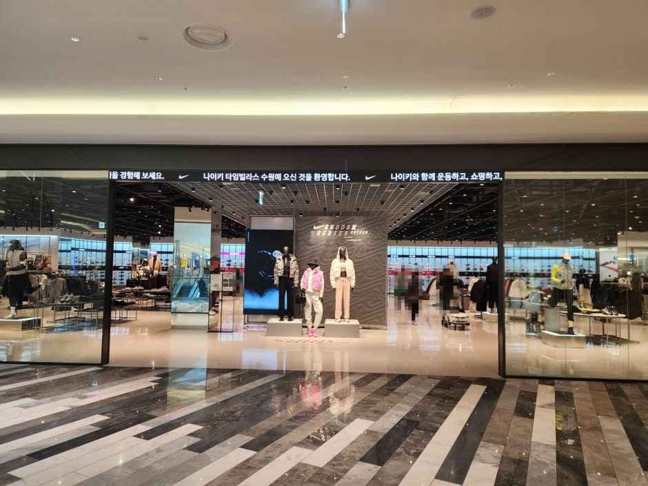 Nike - Time Villas Suwon Branch [Tax Refund Shop](나이키 타임빌라스 수원점)