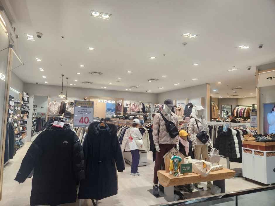 Eider - Mario Outlet Building 2 Branch [Tax Refund Shop] (아이더 마리오아울렛 2관점)